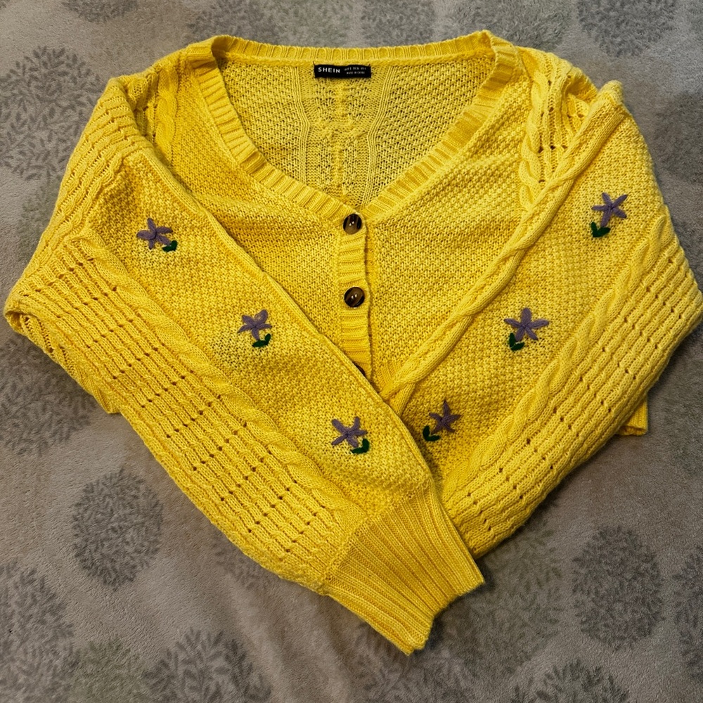 SHEIN Yellow CropTop Cardigan